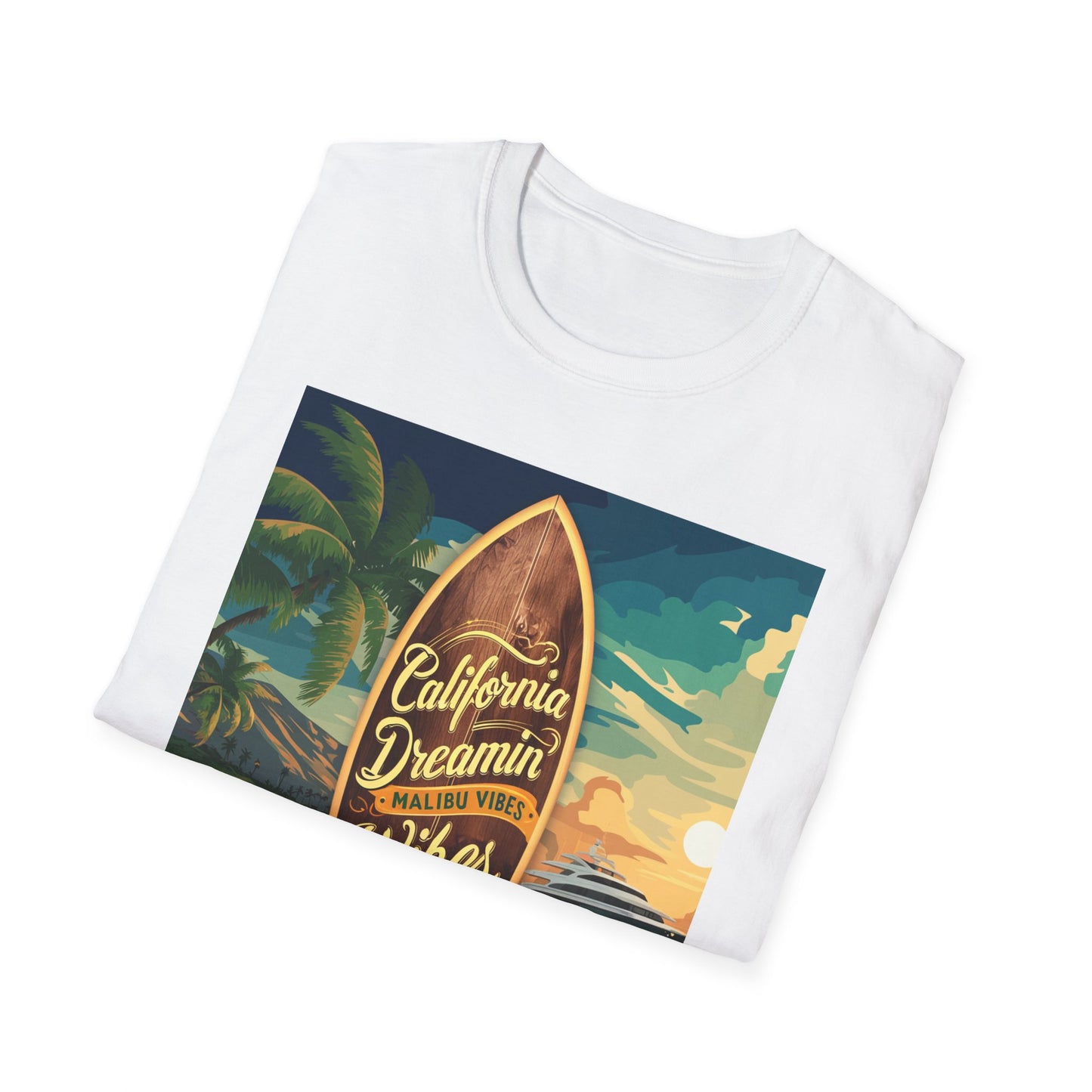 California Dreamin, Malibu Vibes - Unisex Softstyle T-Shirt