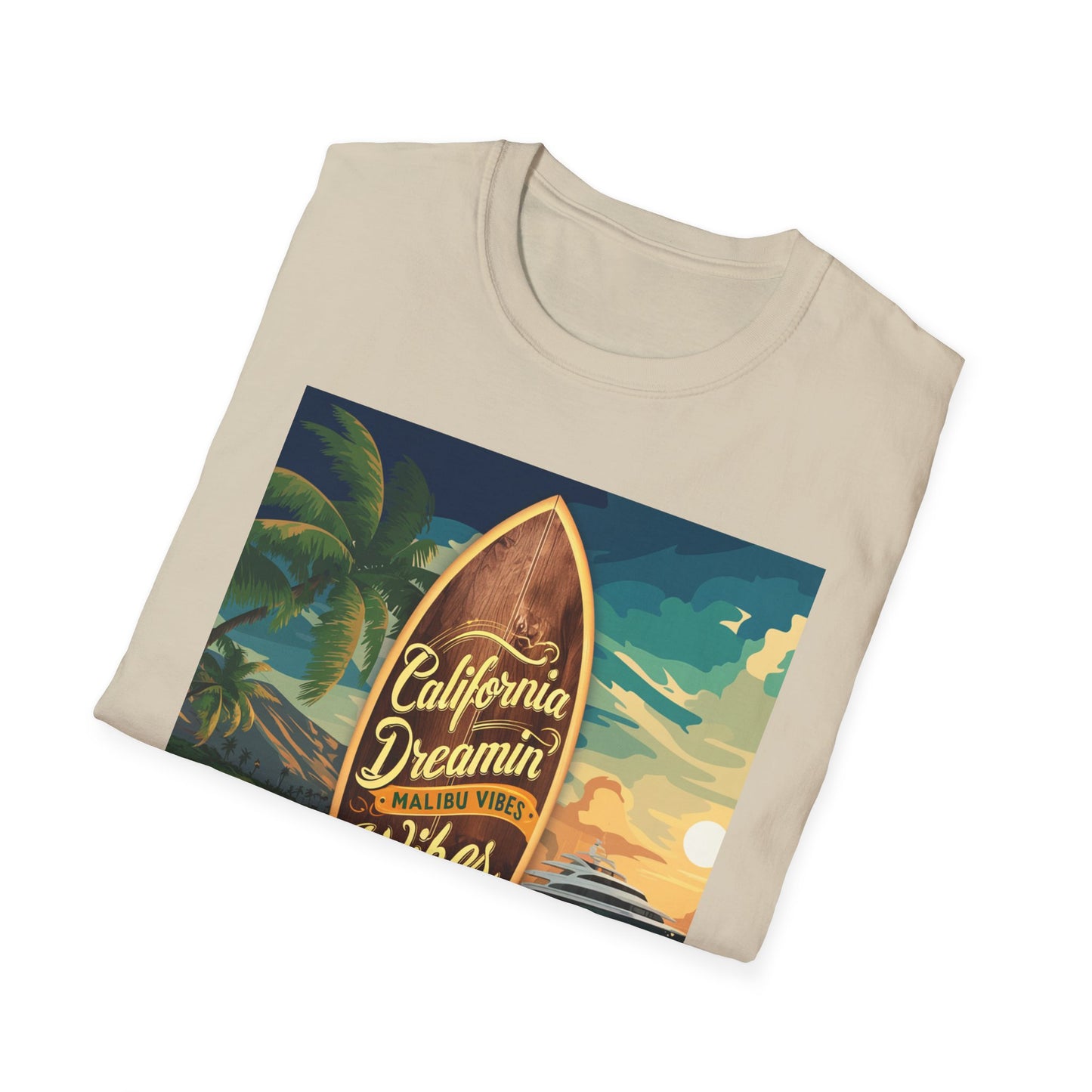 California Dreamin, Malibu Vibes - Unisex Softstyle T-Shirt