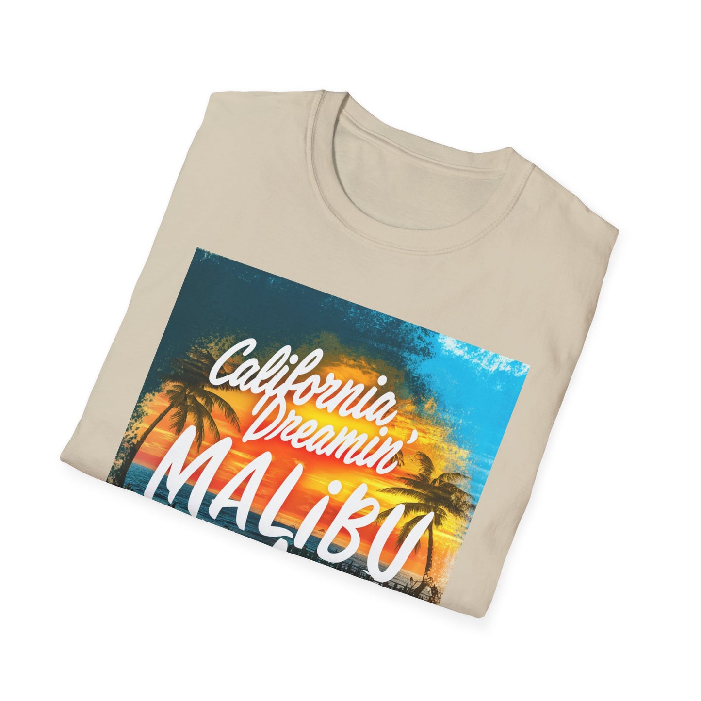 California Dreamin, Malibu Vibes - Unisex Softstyle T-Shirt